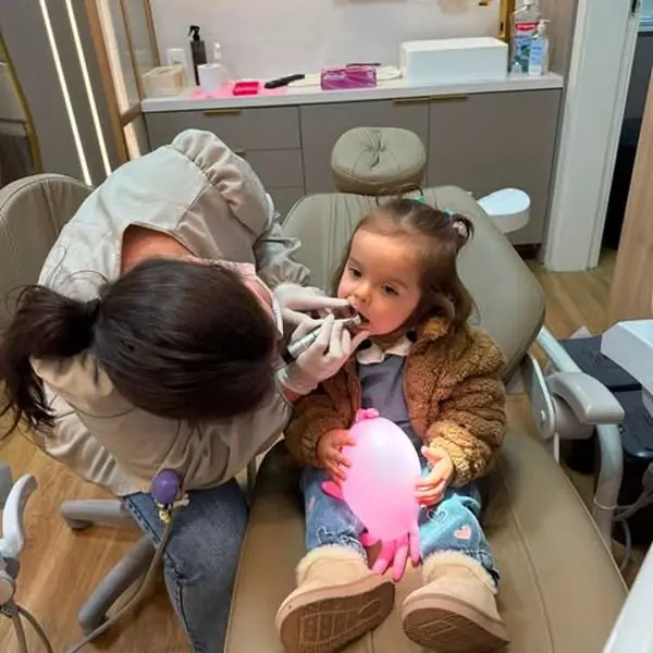 Publicação de @nathipeyrot.dentista em 11 ago